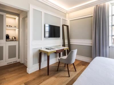 Roma Hotel 4*