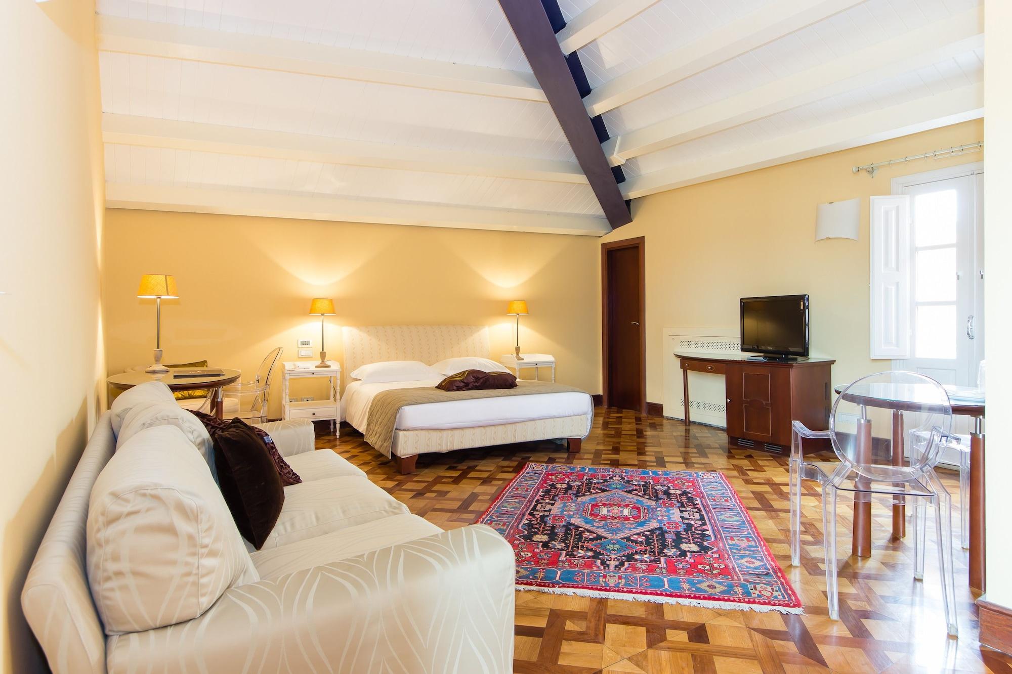 Hotel Roma 4*
