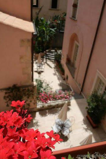 Roma Syracuse